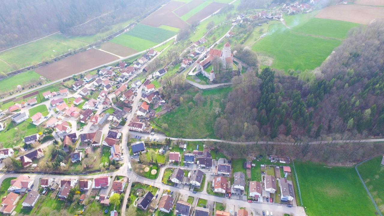 Landgasthof Falken Huttlingen Екстер'єр фото