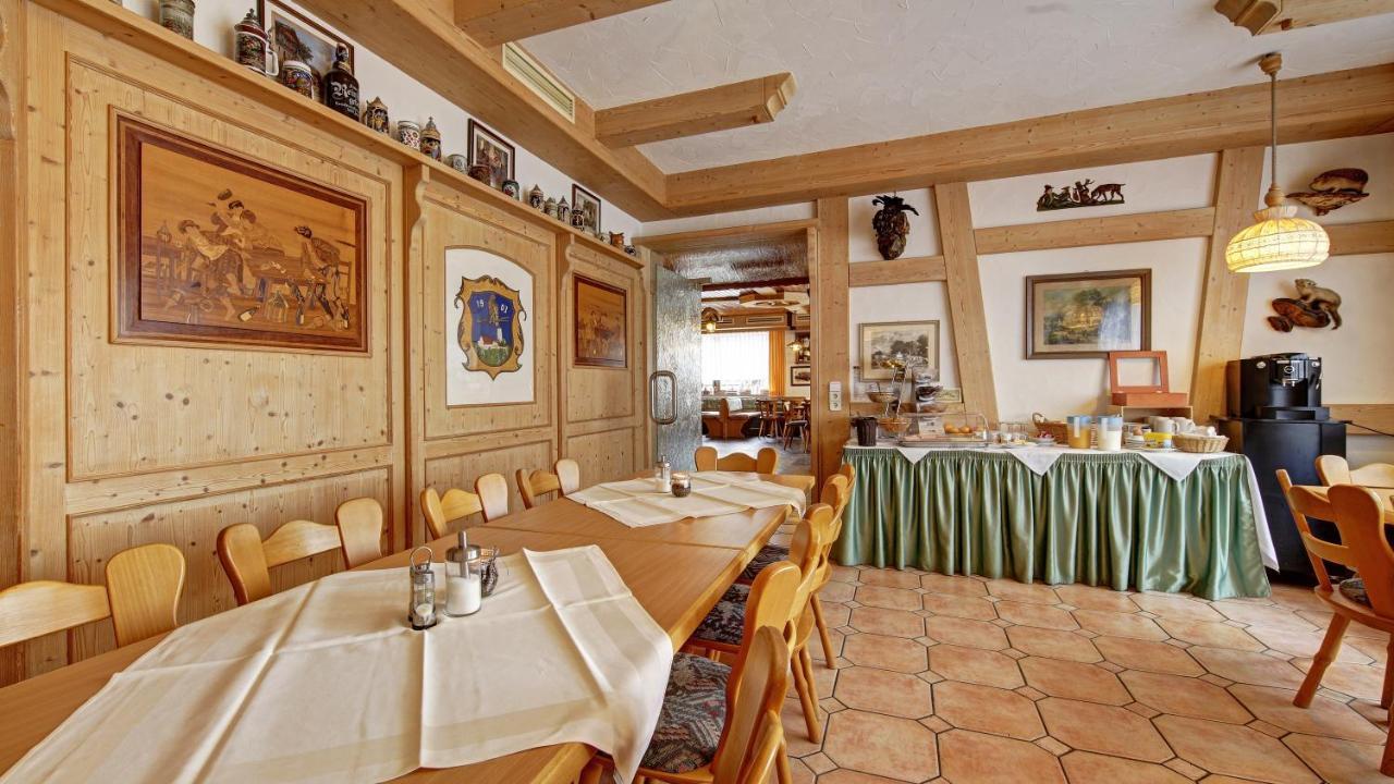 Landgasthof Falken Huttlingen Екстер'єр фото